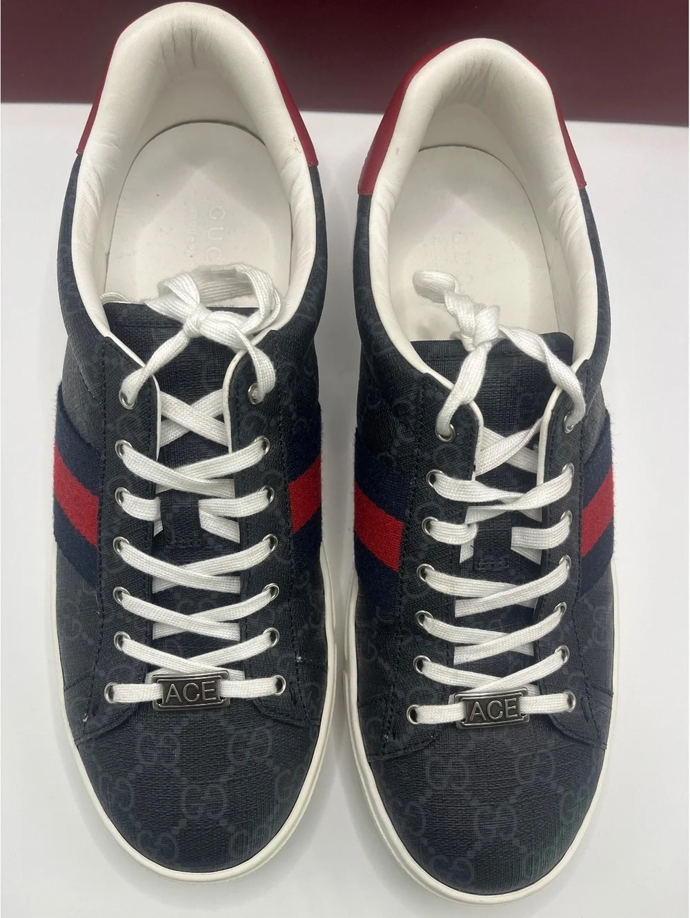 Gucci Mens Monogram New Ace GG Supreme Low Top Sneakers size 10 US Men’s